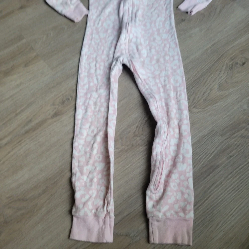 Old Navy Girls Pajamas 5T Pink Leopard Print Cotton Snug Fit Zip Sleeper